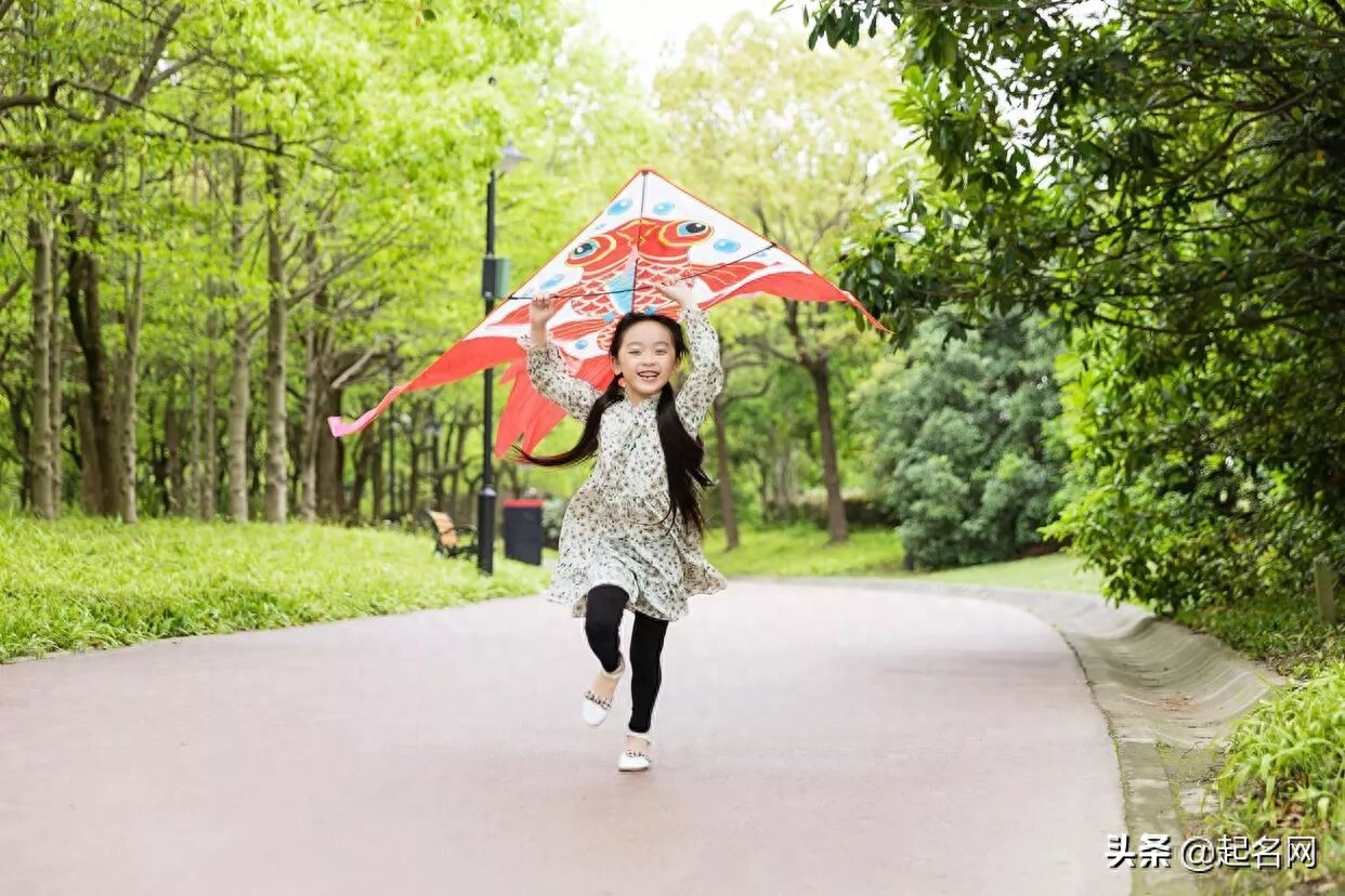 比较仙的女孩名字，小红书超火女生名字仙气？ 第3张